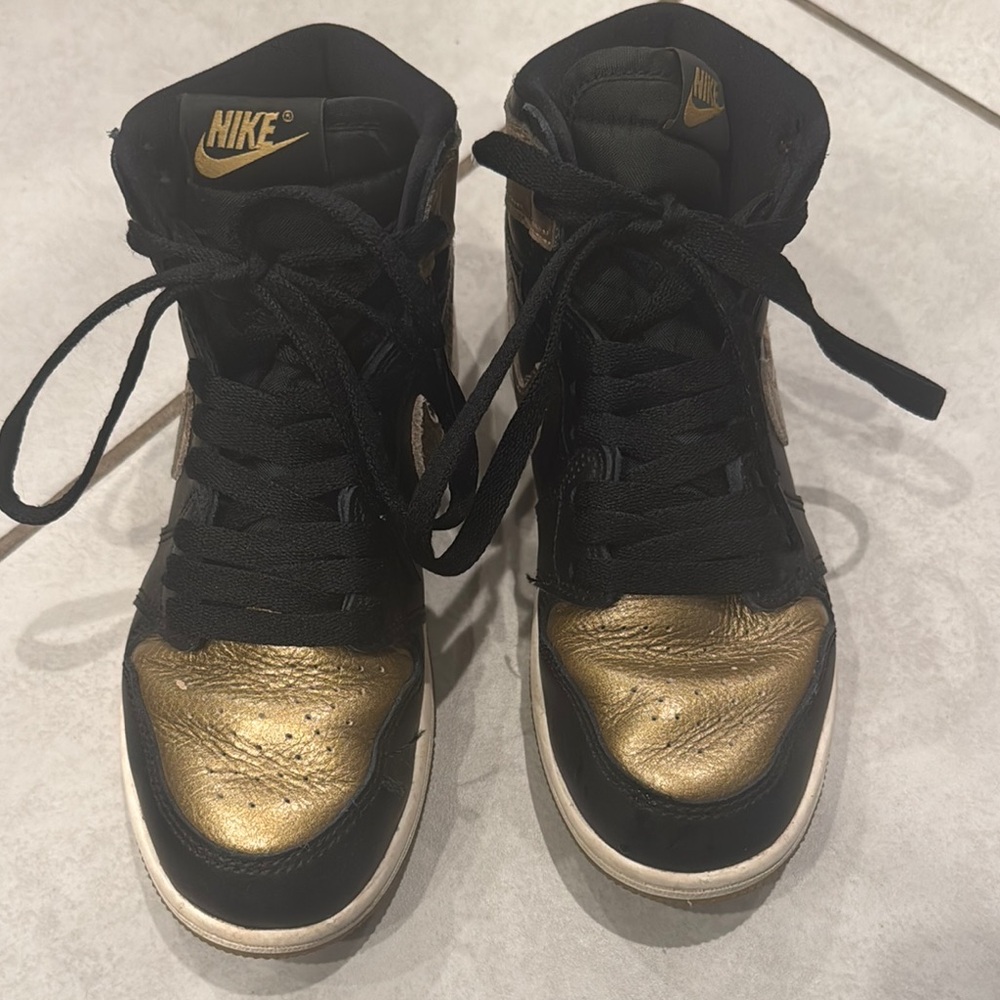 Nike Air Jordan Black and Gold Basketball Sneakers